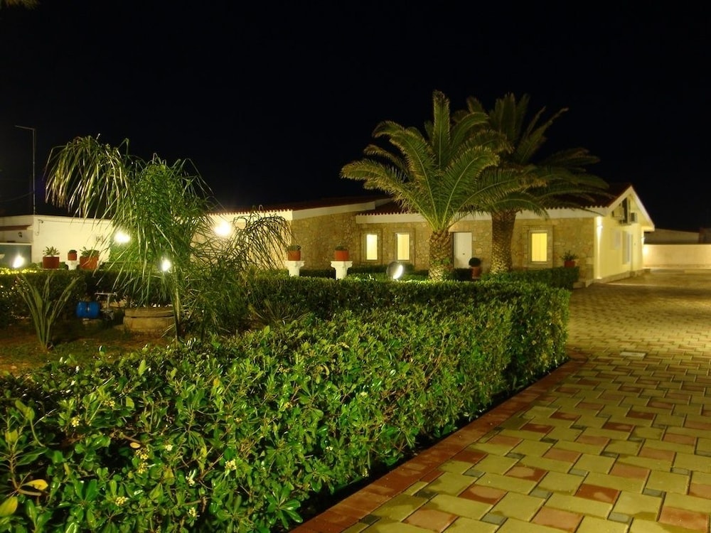 Photo 41