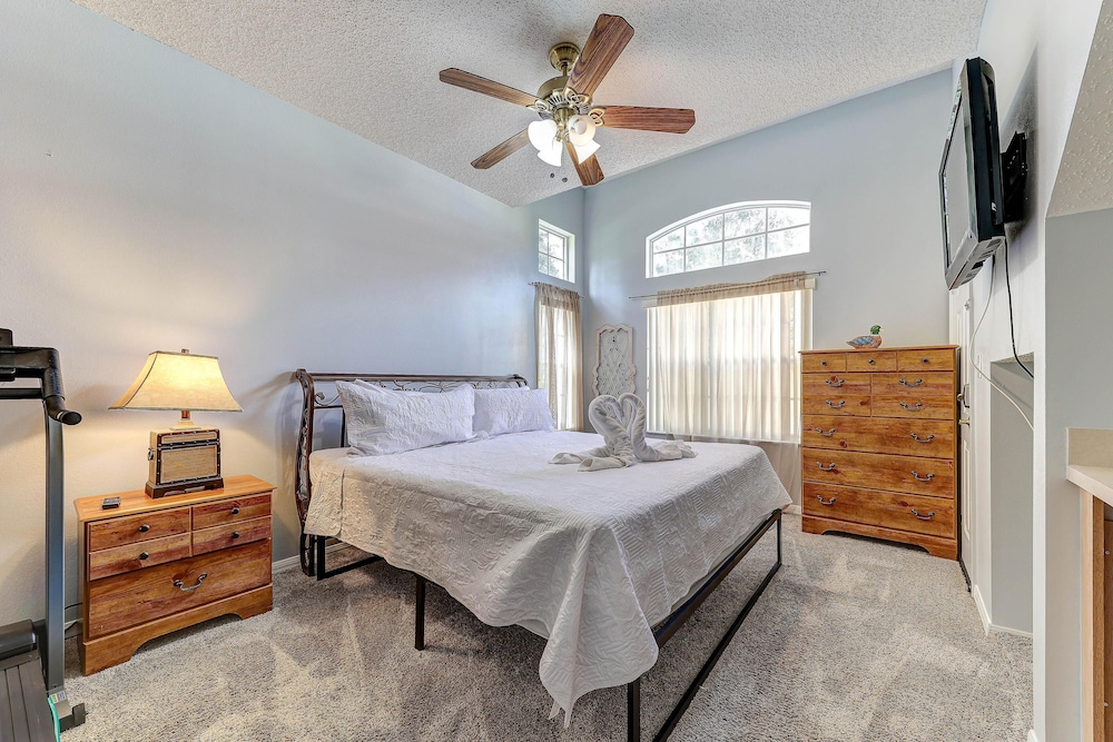 Orlando and Kissimmee Town homes by MyOrlandoStay