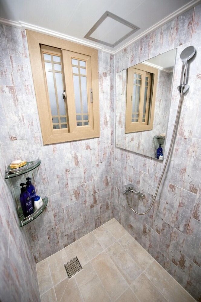 BDGR BNB - Hostel