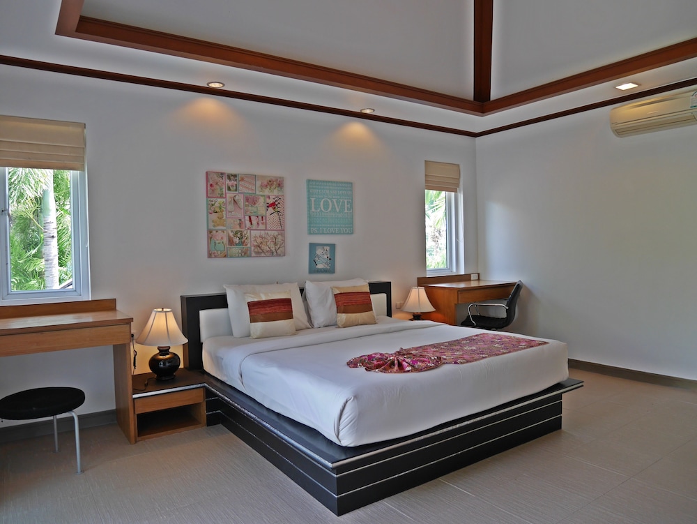 Suriya Som Villa