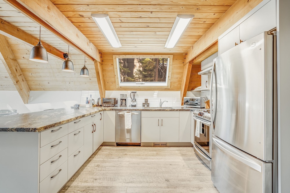 Tamarack by Avantstay Remodeled Chamberlands Full Beach Pool Access