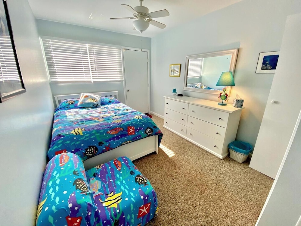 Dewey Villa 2B