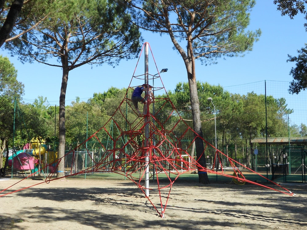 Club Del Sole Viareggio Family Collection