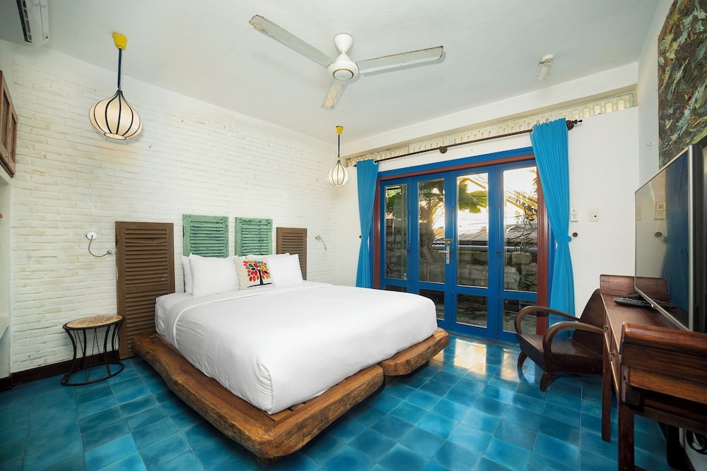 An Bang Beachside Boutique Homes & Villas