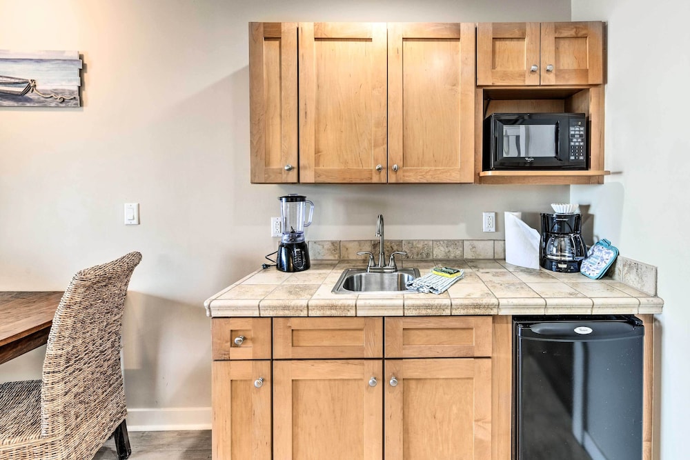 Scenic PCB Condo w/ Stunning Sunsets & Beach View!