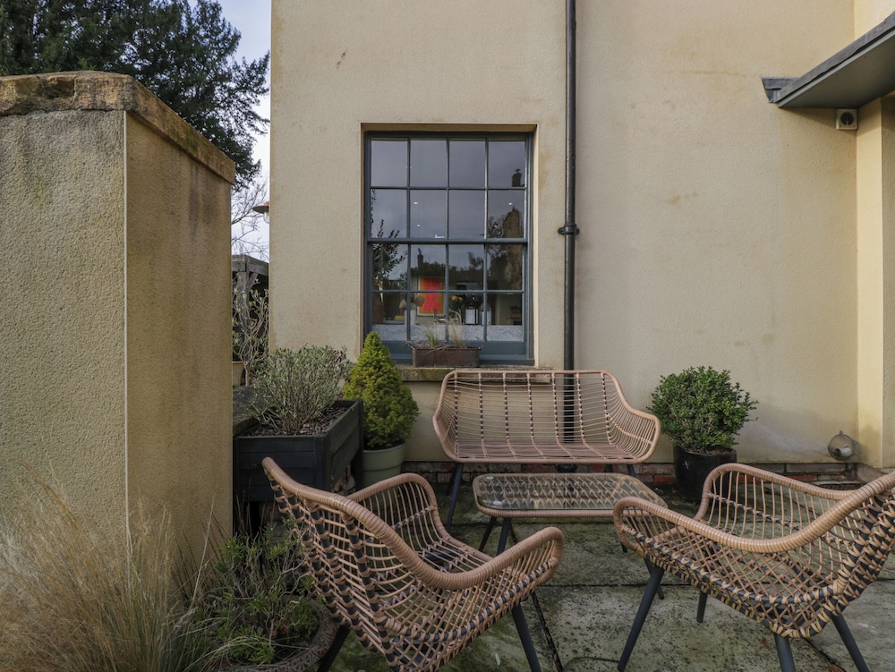 Cotswold House