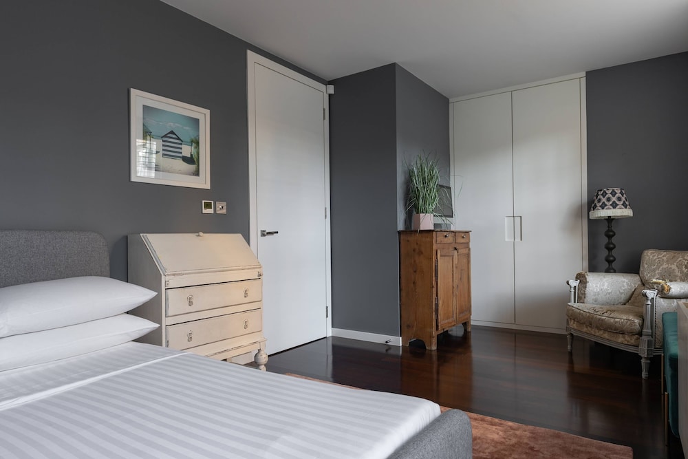 Prince of Wales Road III by Onefinestay