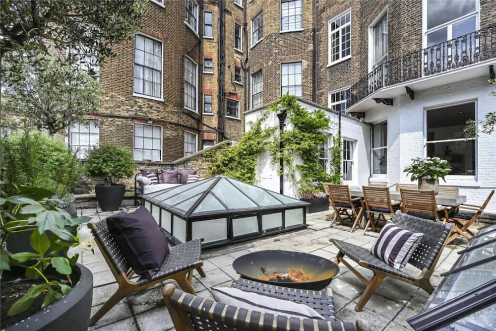 Harley Street Elegance With Private Garden
