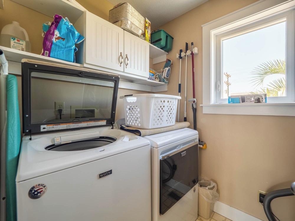 Beach Coma by Topsail Realty