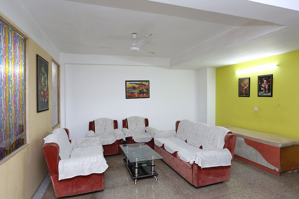OYO 6540 Tirupati Residency