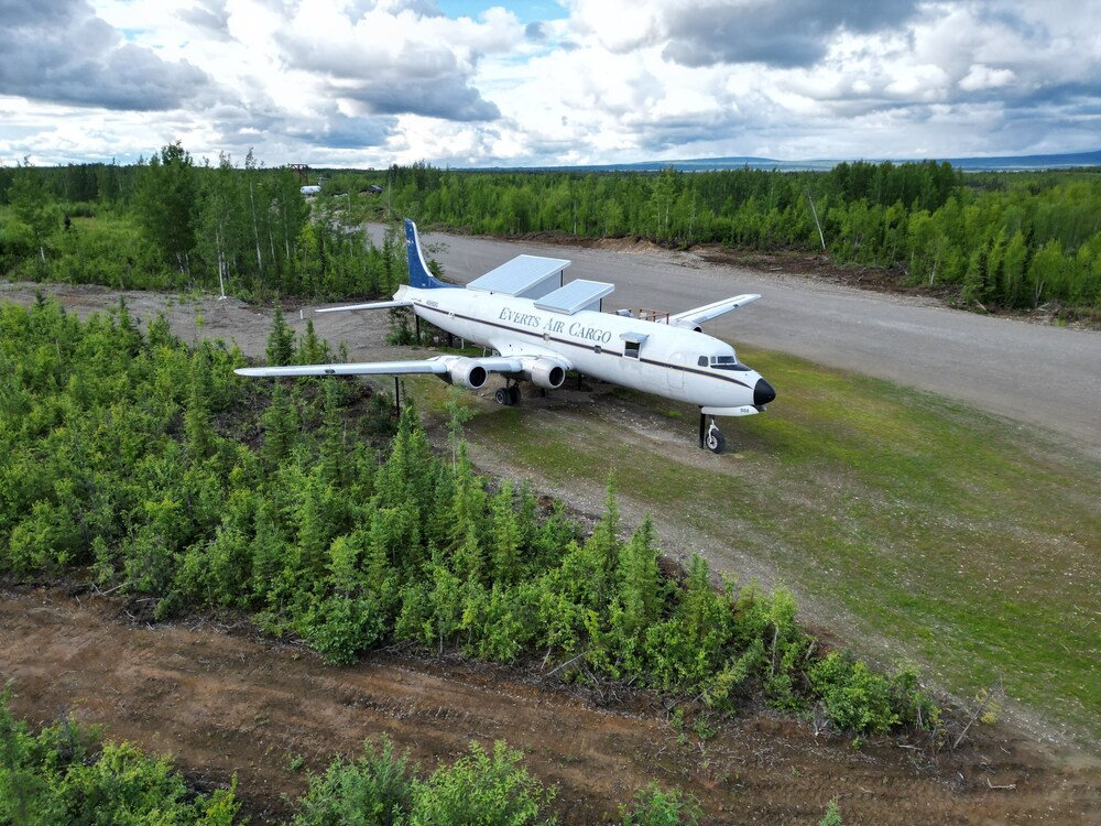 FLY8MA Pilot Lodge