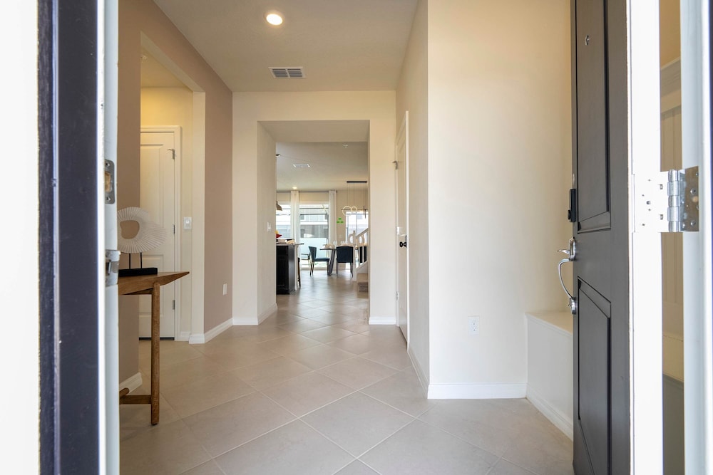 Luxury Private Pool Themed Rooms Close to Disney 1282