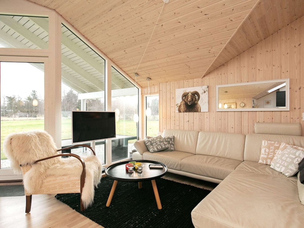 Holiday Home in Ålbæk