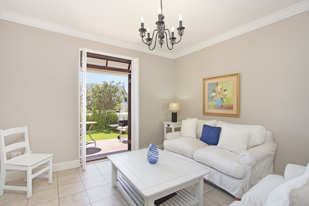 Winelands Golf Lodges at De Zalze