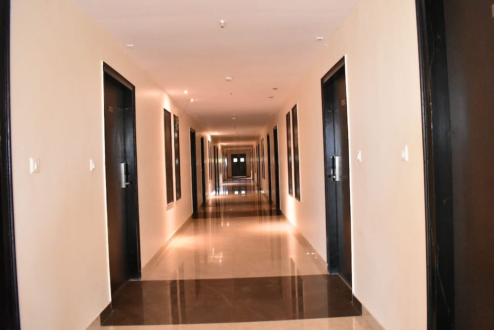 Hotel Metteyye Residency
