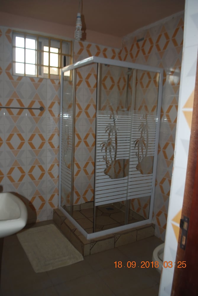 HighLander Guest House