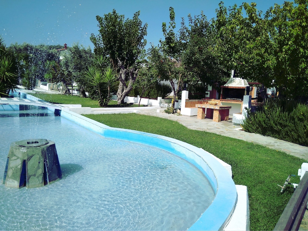 Skiathos Holiday House