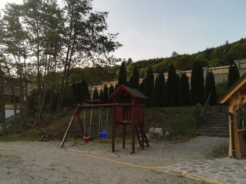 Photo 27
