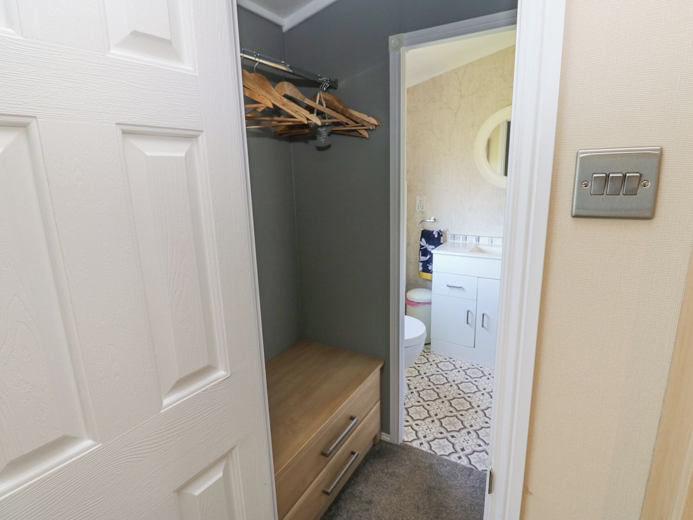 A and C Lodge-plot 21