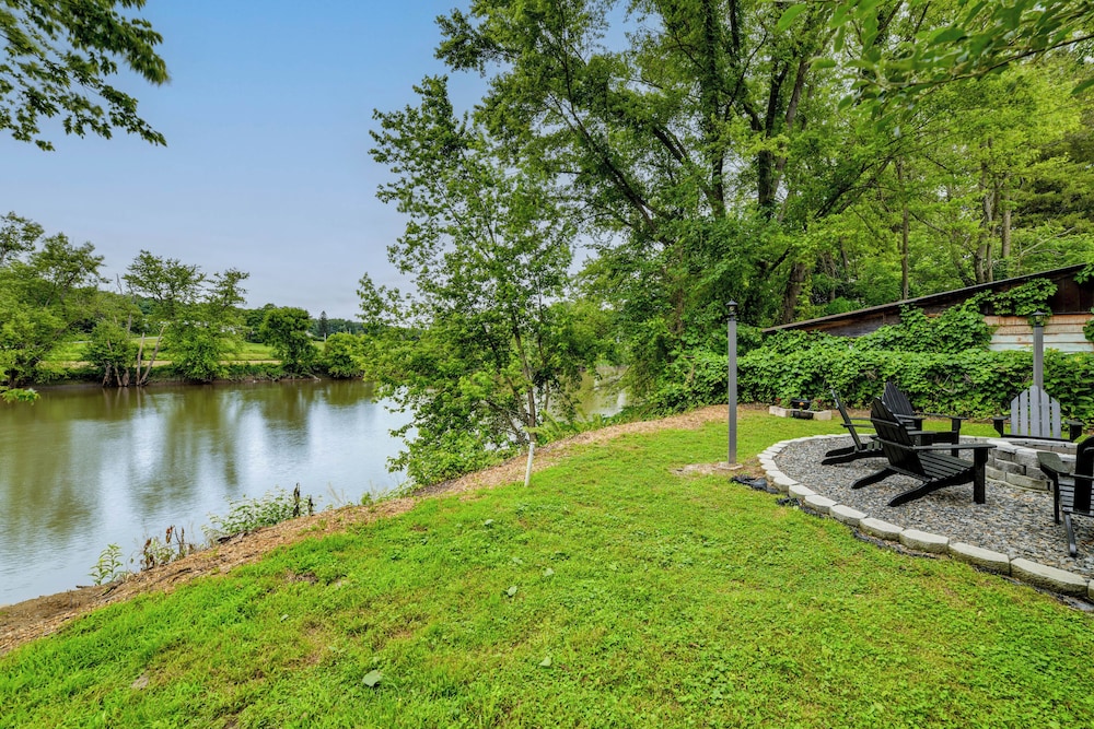 Riverfront Retreat w/ Near Boat Launch in Nineveh!
