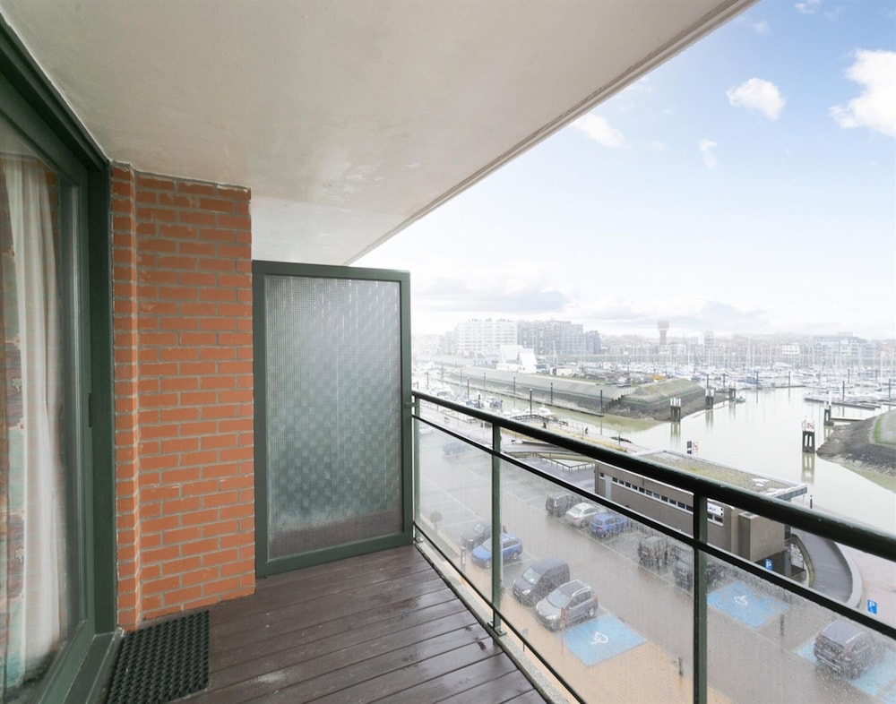Apartment in Blankenberge With Terrace