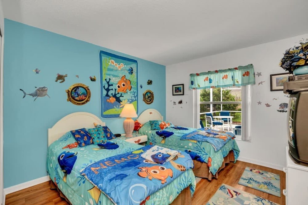 Minutes From Disney Themed 2 Bd Villa With Private Pool