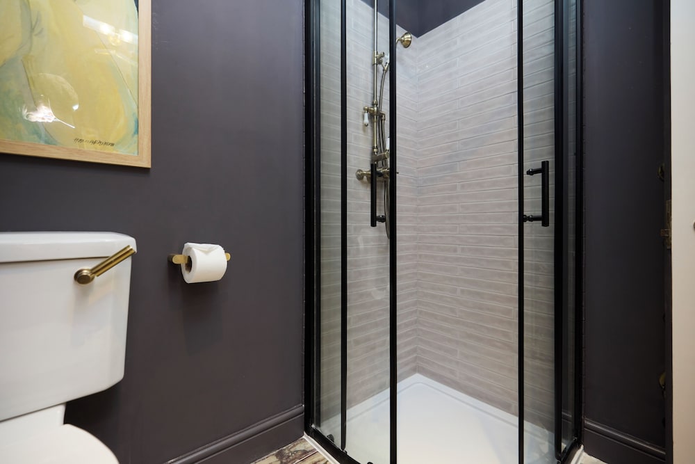 Belsize Park Eton Elegance photo 3