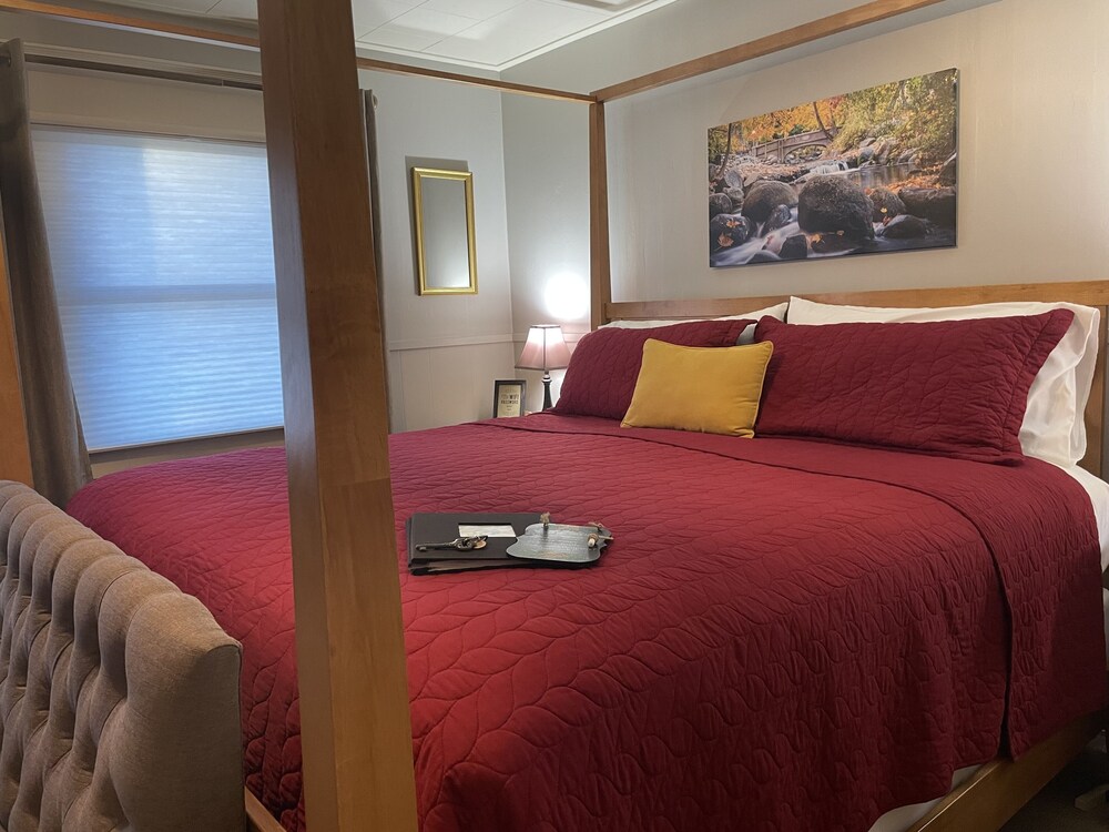 Ashland Vacations - Oak Hill Bed Breakfast - Property Image 30