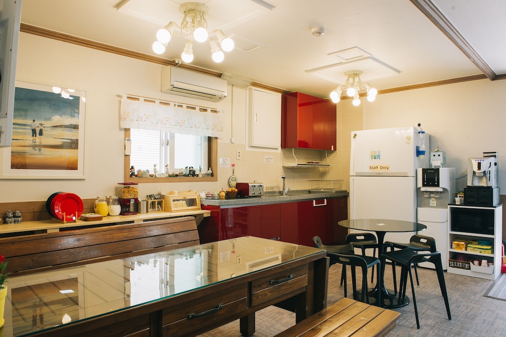We Guest House - Hostel
