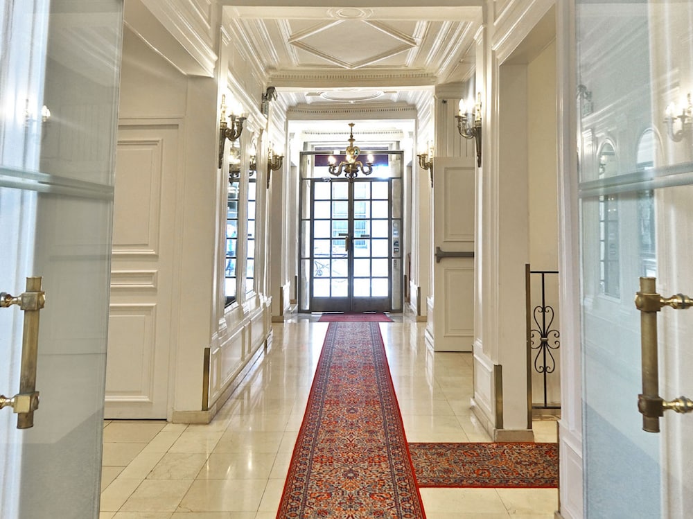 Hotel Touring-2