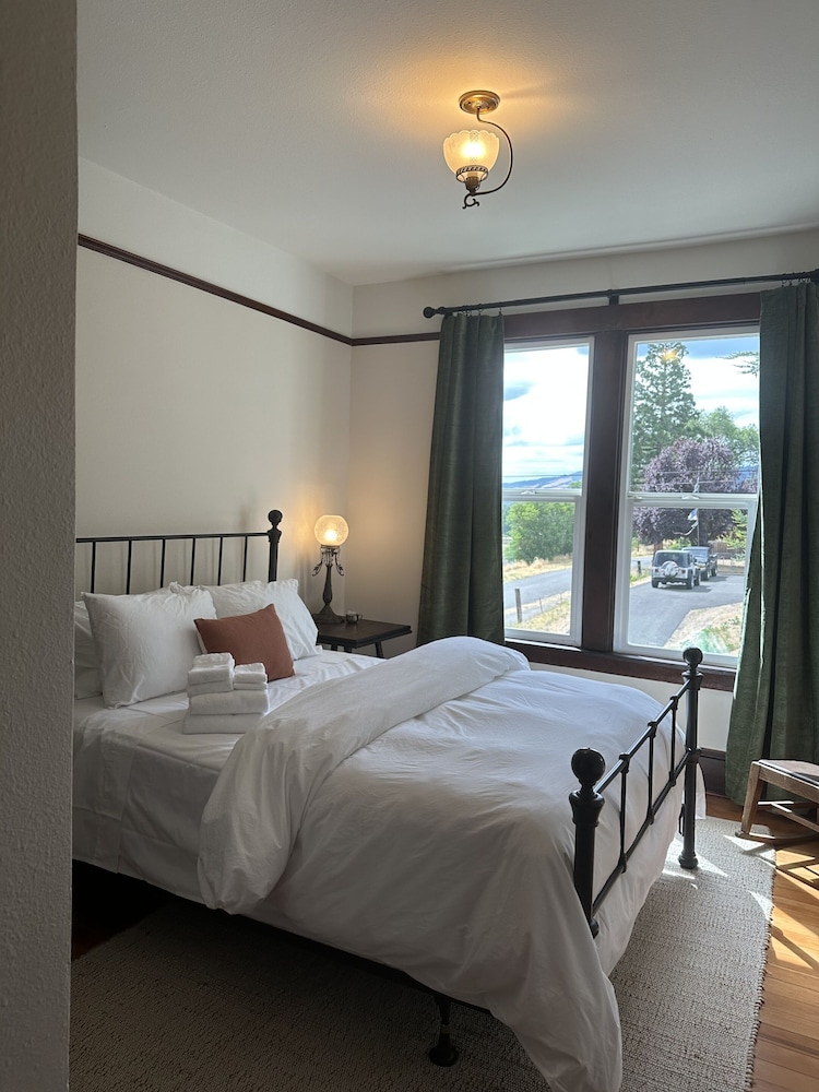 The Lyle Hotel