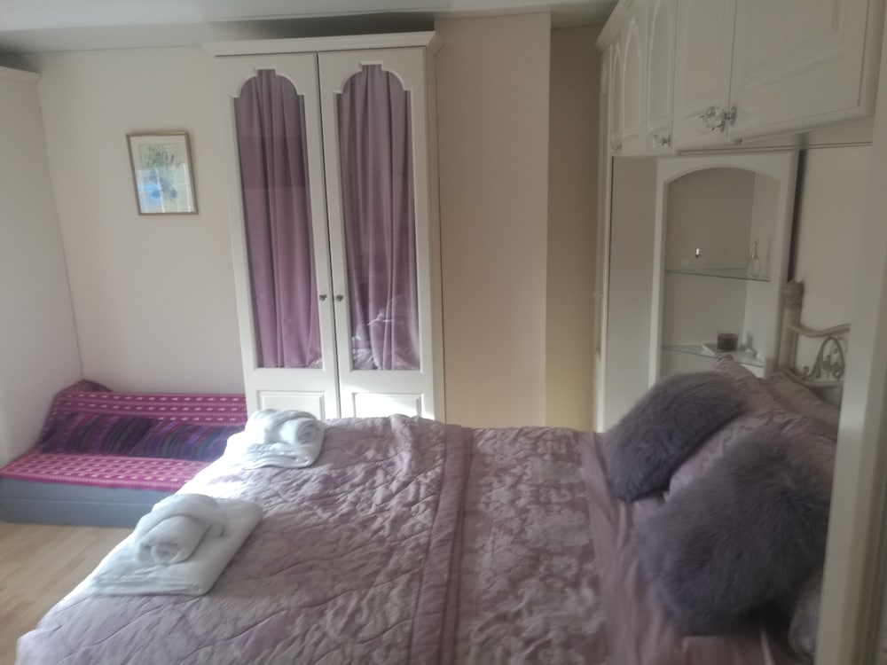 Myrtle Cottage Vacation Rooms view 3