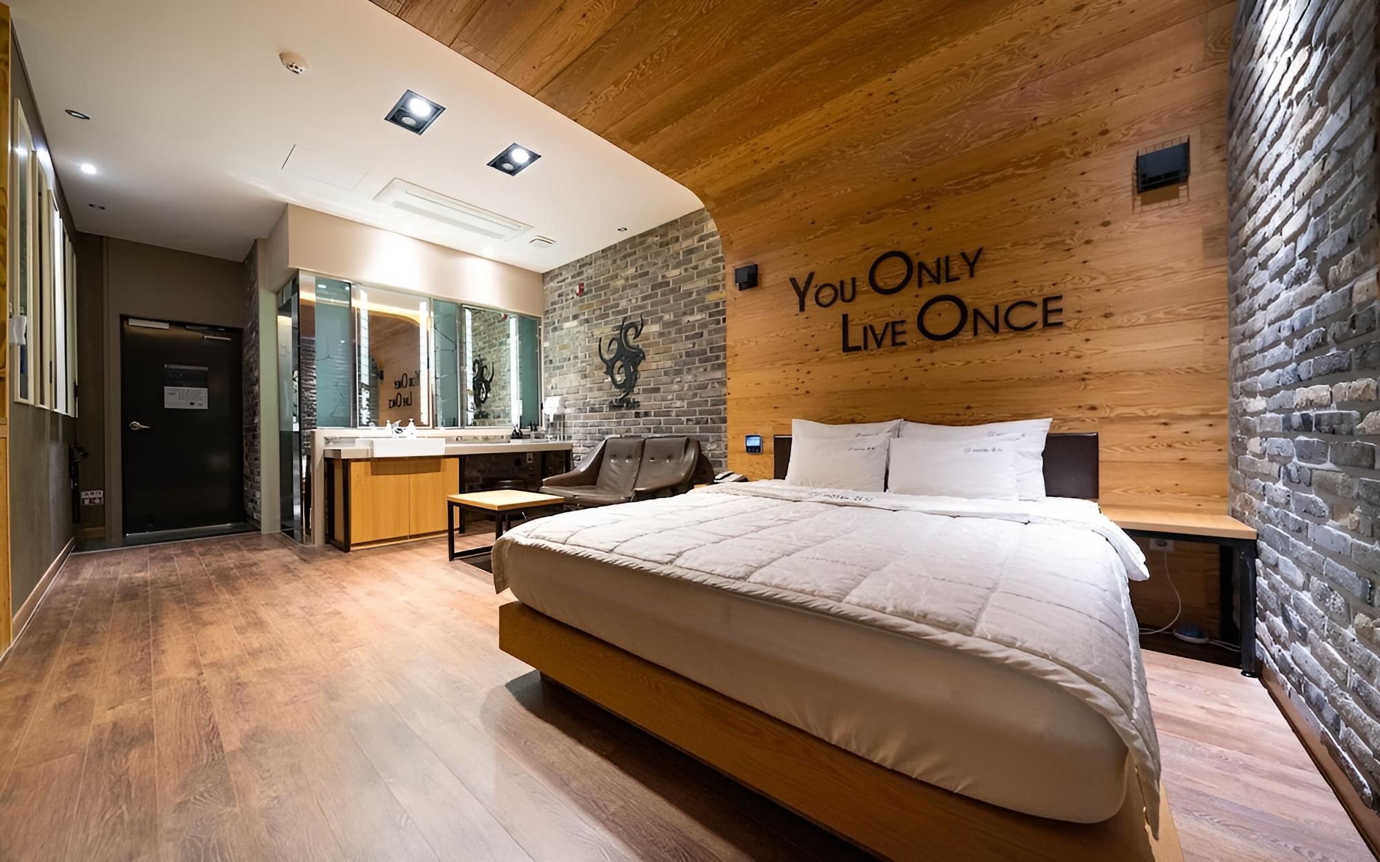 Gyeongju Yolo Unmanned Hotel