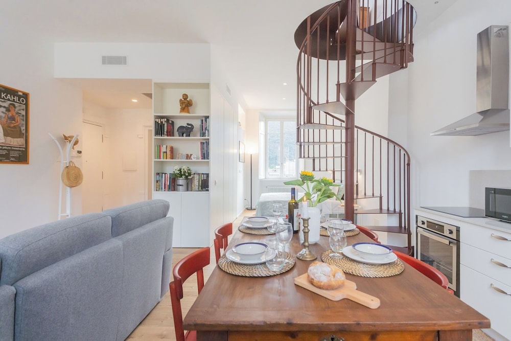 Rooftop Nest in Como City Center by Rent all Como