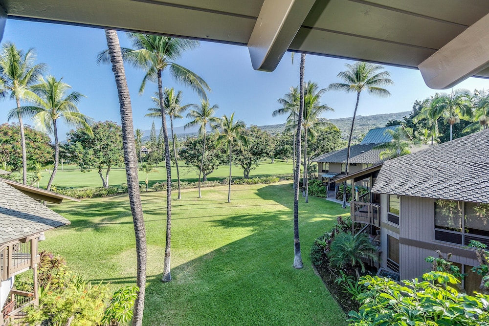 Fairway & Ocean Views - Updated Top Floor - AC- Vrkcv