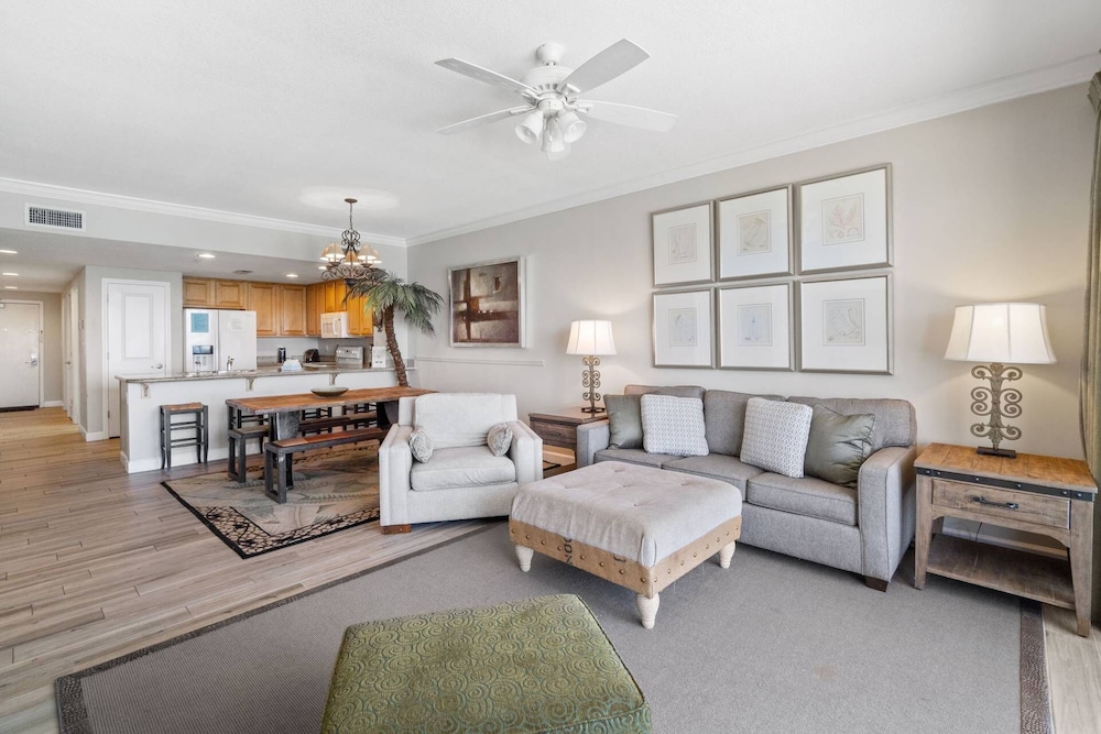 Grandview East 903
