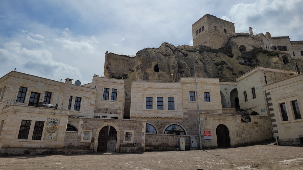 Hotel Doctor’s Cave Cappadocia - Image 1