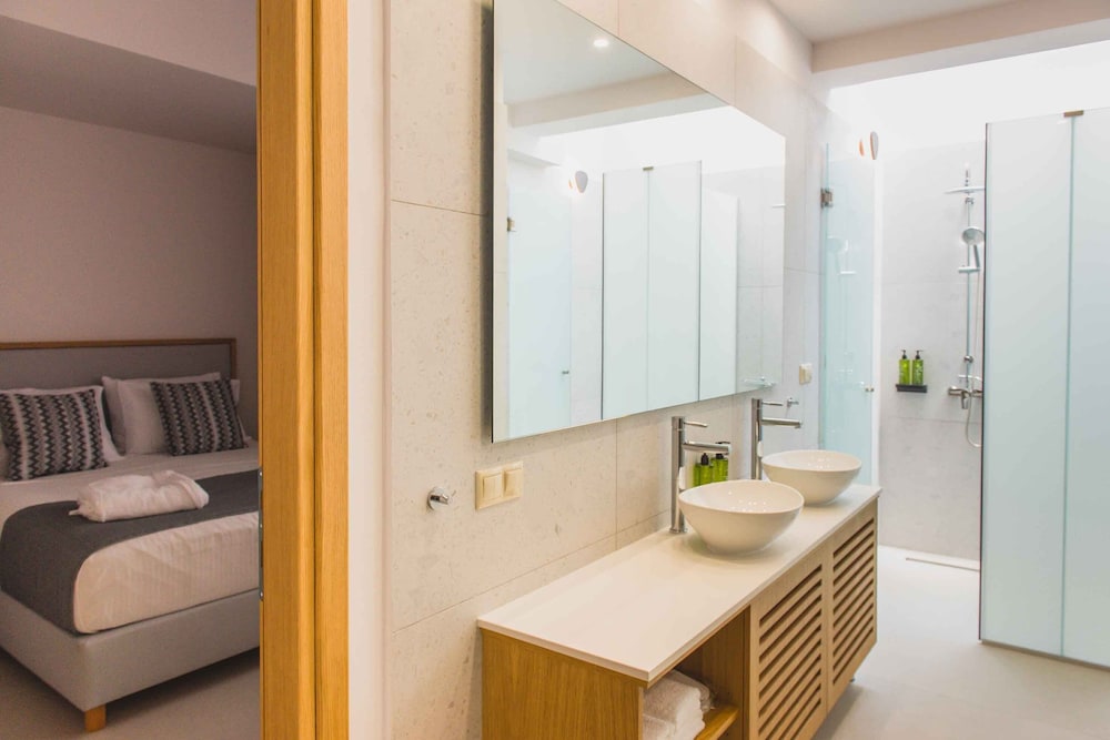 Star Luxury Villa I Gym and Playground