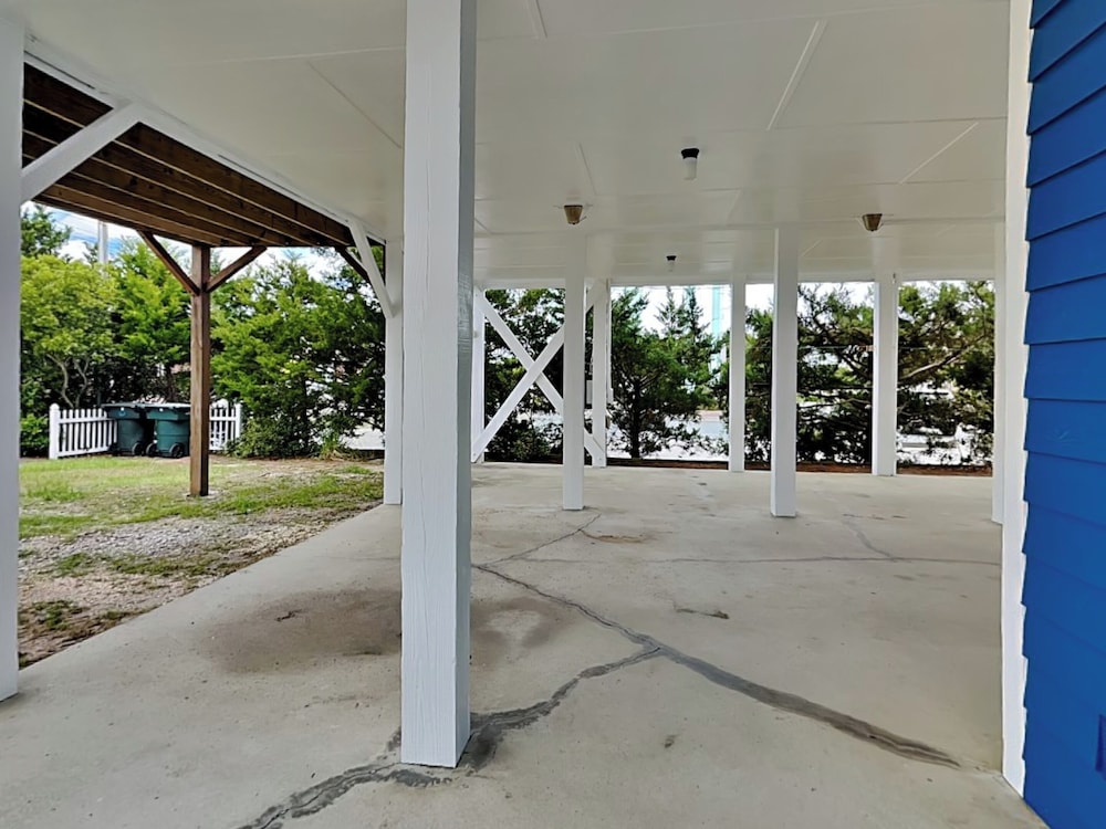 Happy Days by Topsail Realty