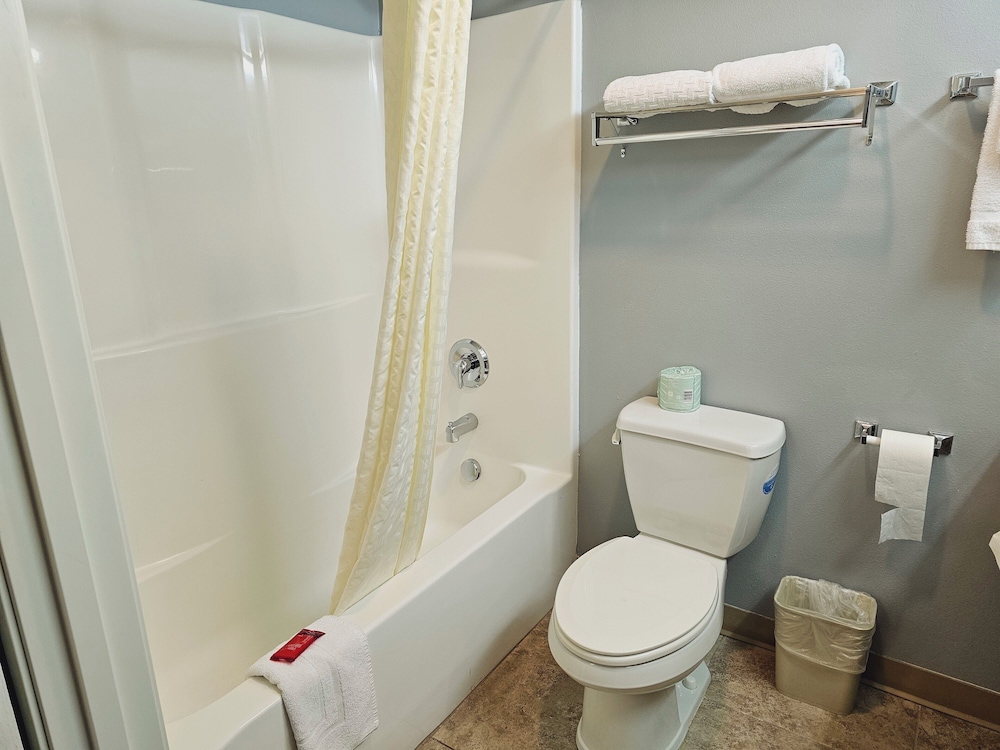 Vernal Vacations - Executive Inn and Suites Extended Stay in Vernal - Property Image 9
