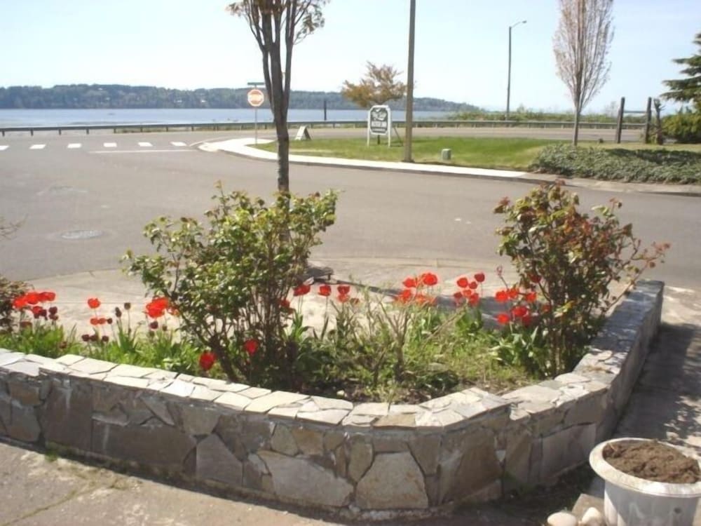 Bayside Motor Inn