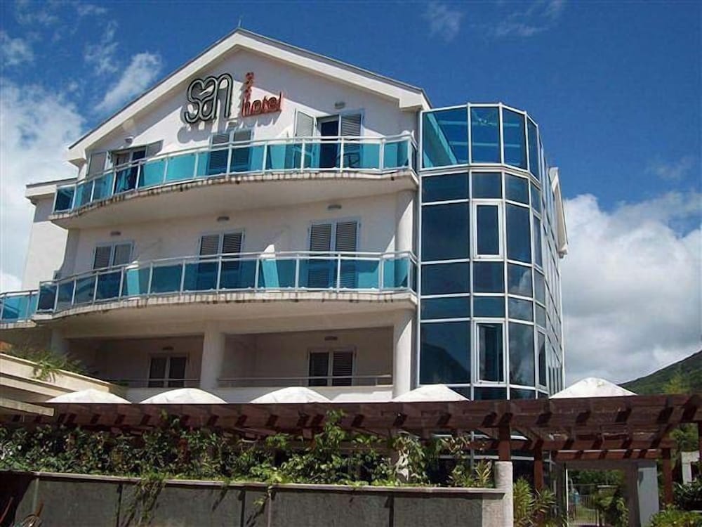 Hotel San - Image 1