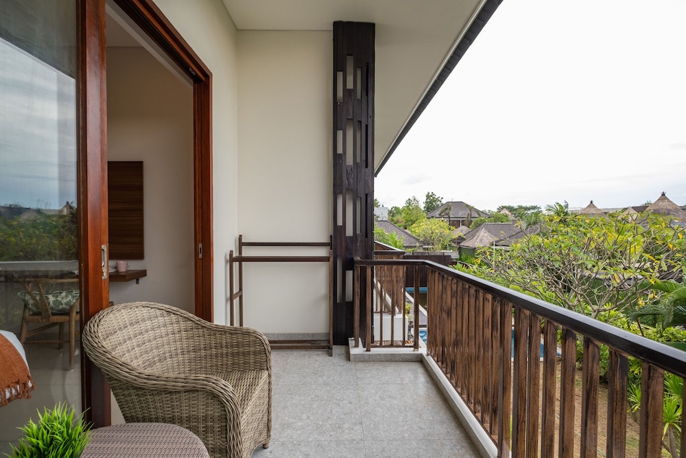 Cove Tevana