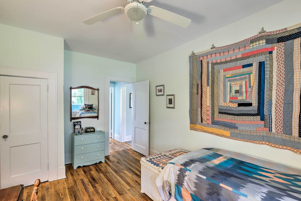 Lovely Hendersonville Retreat ~ 1 Mi to Downtown! view 4