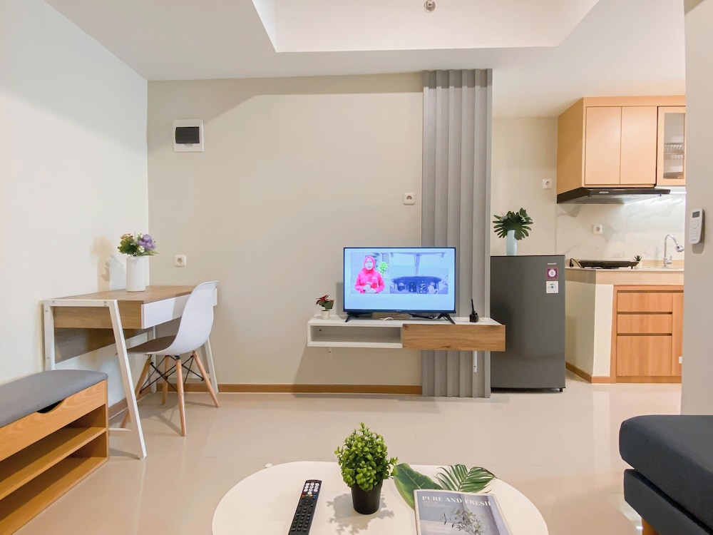 Modern 2Br At Meikarta Apartment Near Aeon Delta Mas