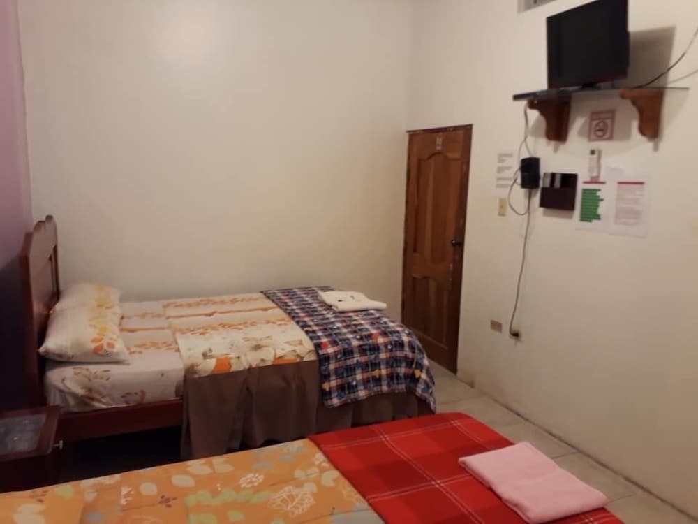 Hostal D Estrellita view 3