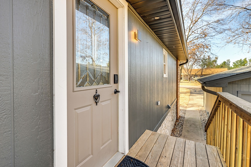 Boat Dock, Hot Tub & Deck: Lakefront Nekoosa Home!