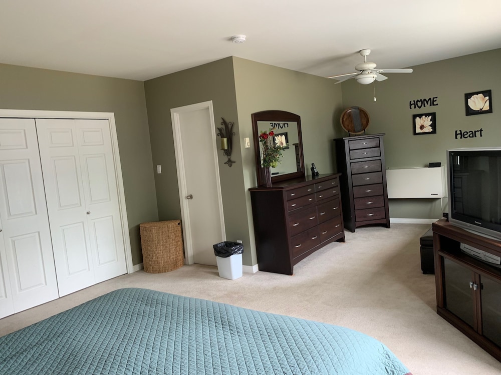 Dauphin Inn Express
