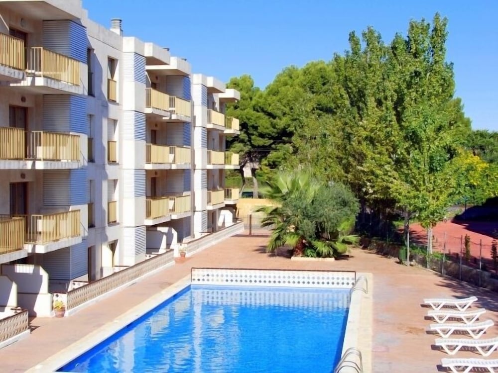 Apartamentos Pins Marina 24