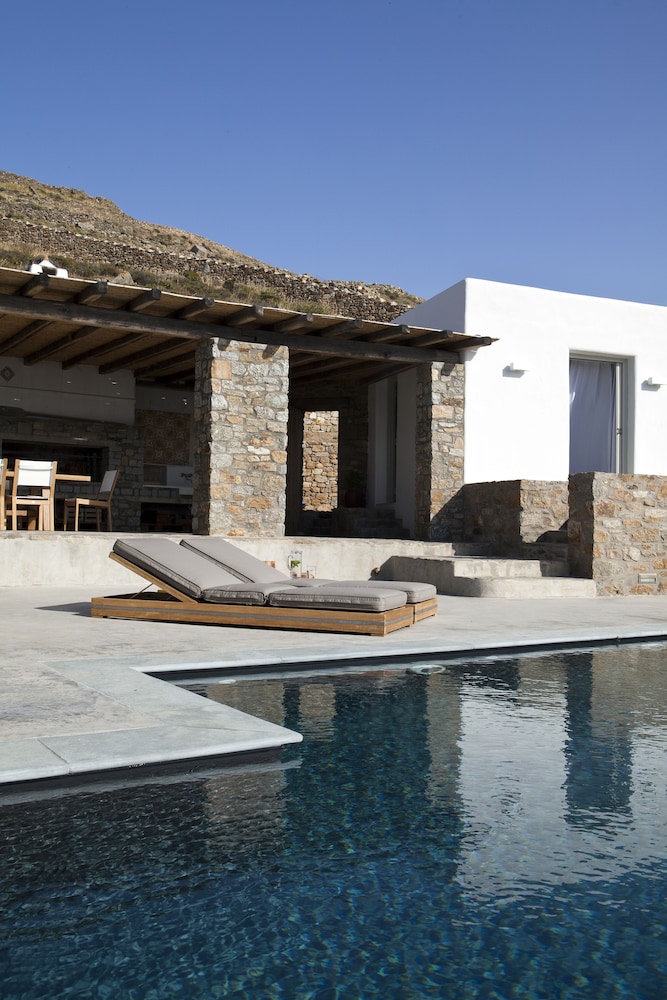 Villa Amra